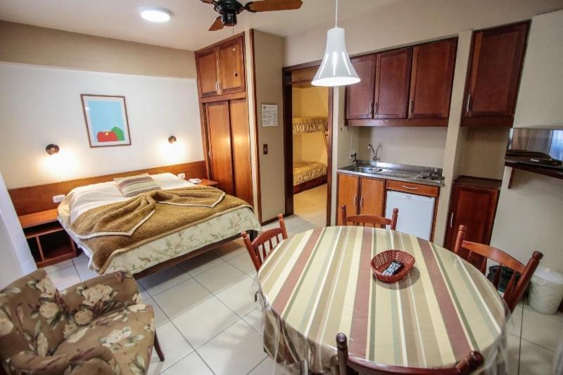 Flat No Residencial Pousada Serrano Centro Грамаду Екстериор снимка